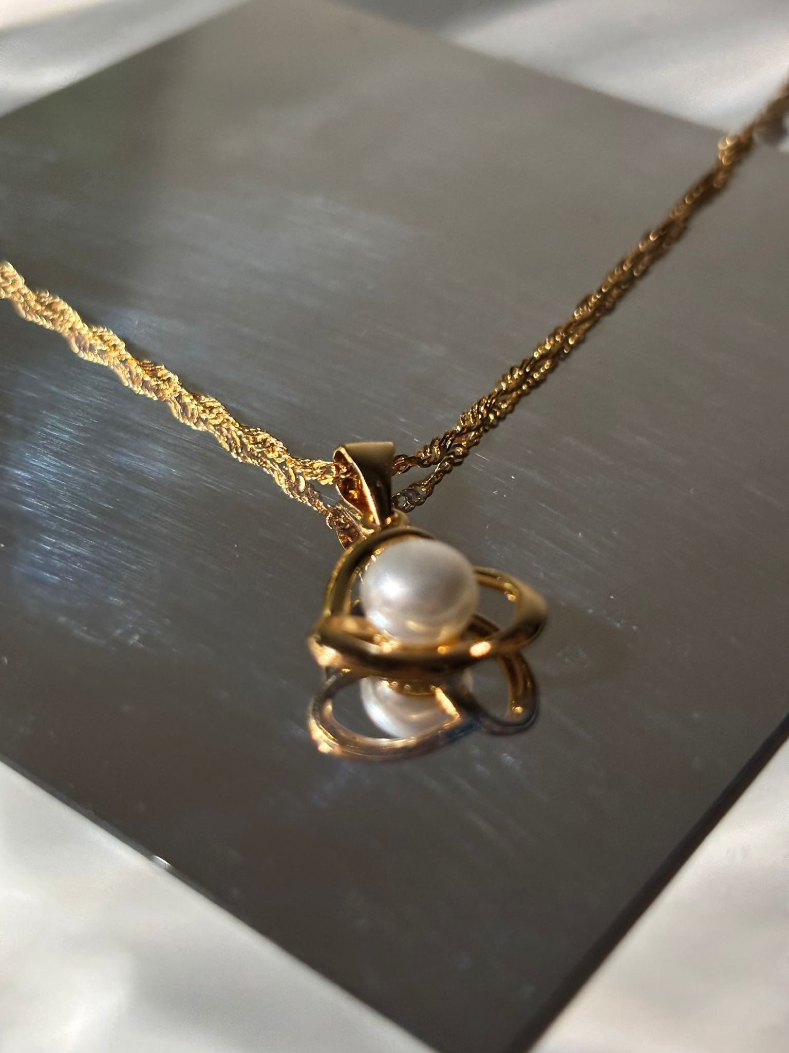 Pearl Pendant Necklace
